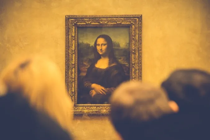 A photo of the Mona Lisa.